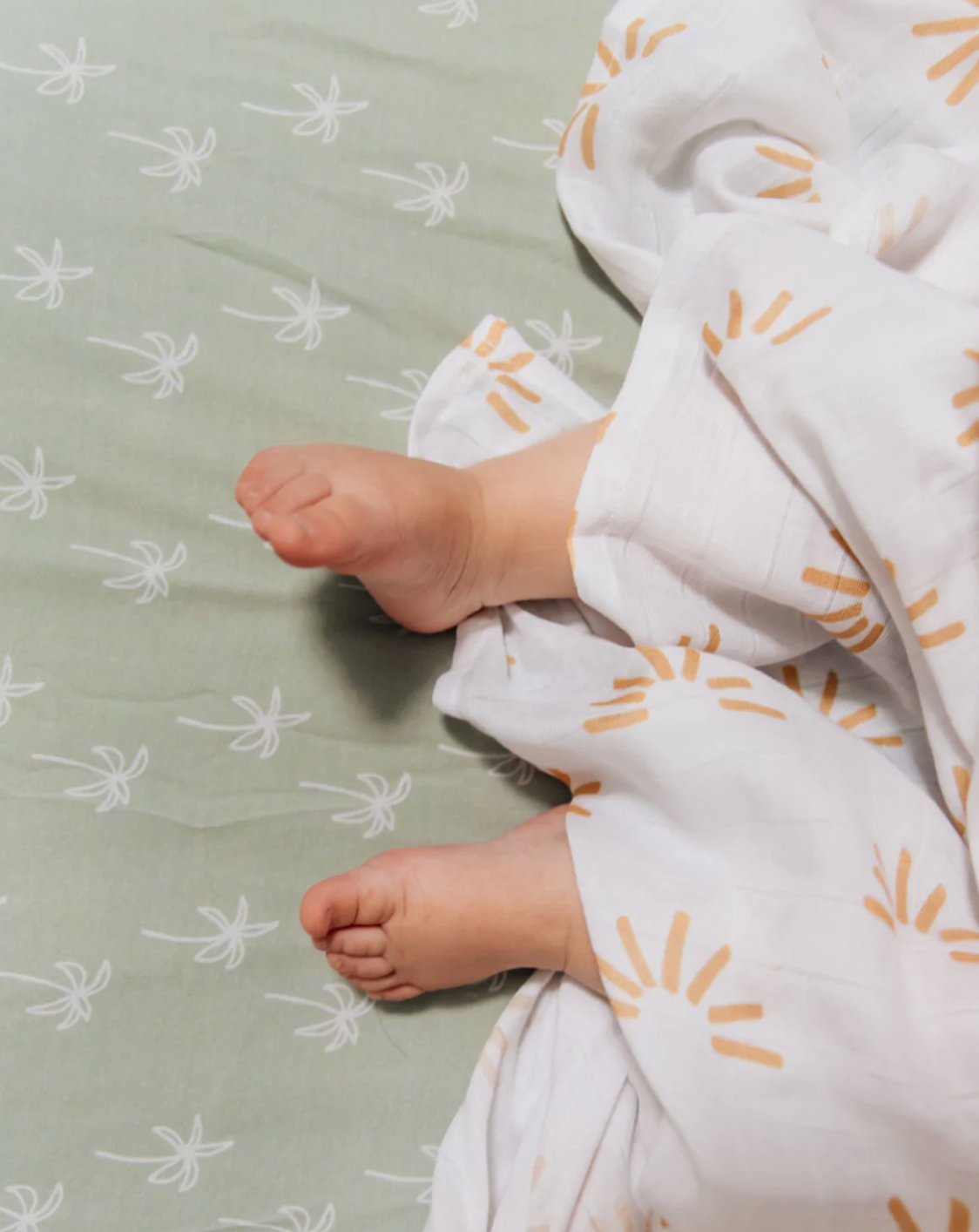 Hey Mumma Co Palmy Nights Cot Sheet